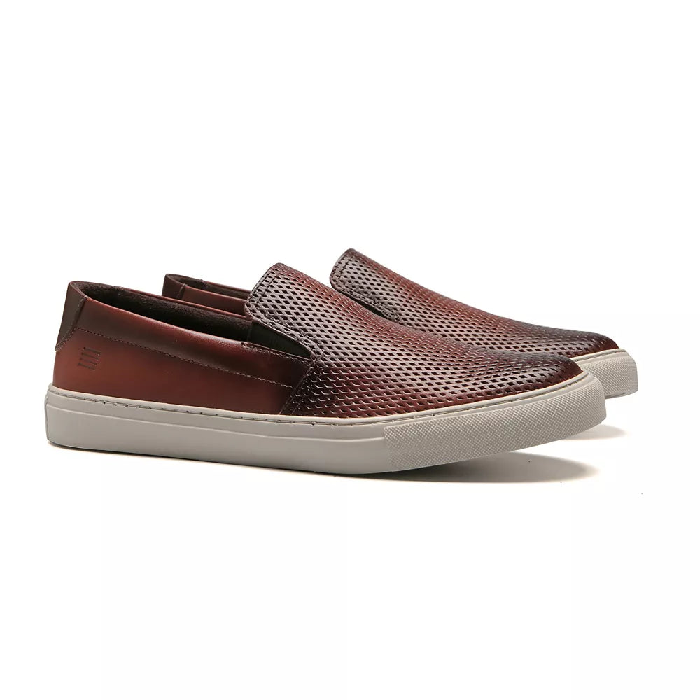 SLIP-ON MASCULINO CASUAL EM COURO MARROM - CACAU