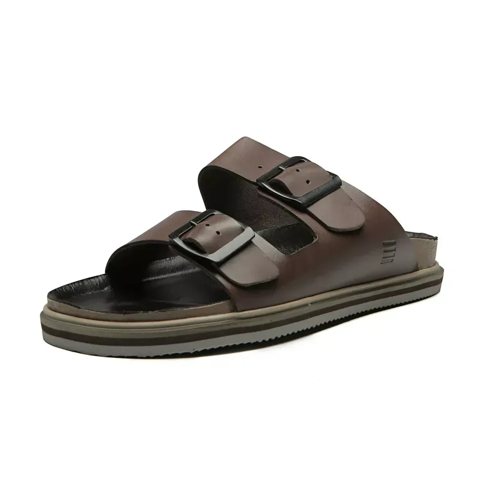 SANDÁLIA MASCULINA CASUAL EM COURO MARROM - SKAR CAFE